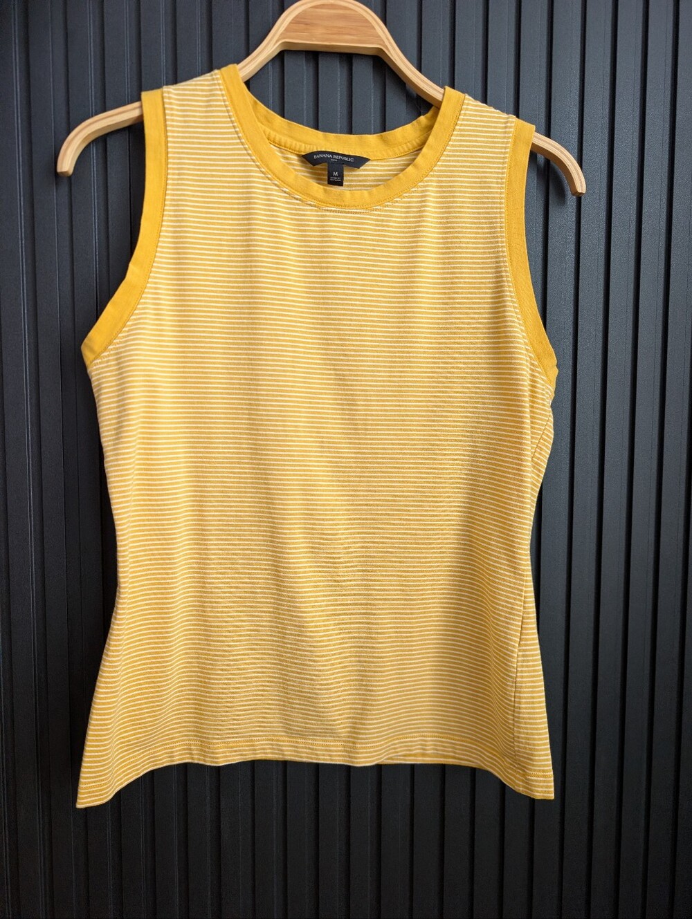 Banana Republic Sleeveless Yellow Stripe Tank Top | Size M